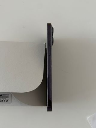 iPhone 14 Pro Max Morado