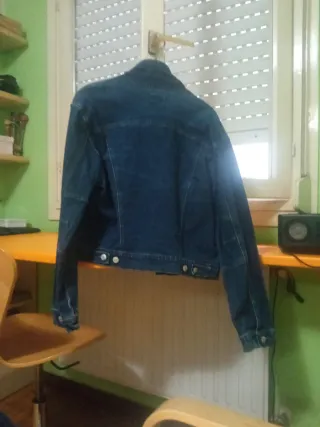 Cazadora vaquera azul