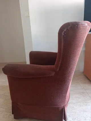 Pareja Sillones orejeros y fundas a medida