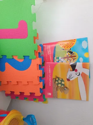 Lote juguetes niños/as 2 años