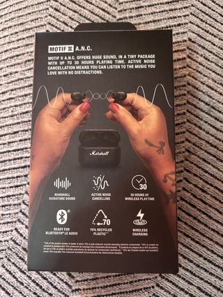 Auriculares Marshall Motif II sin abrir