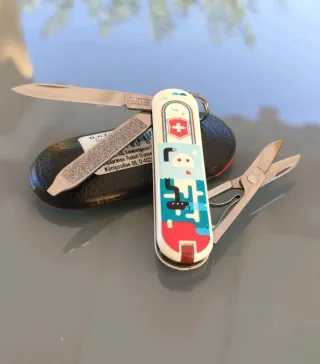 Navaja Victorinox Classic Ed. Limitada Sea World.