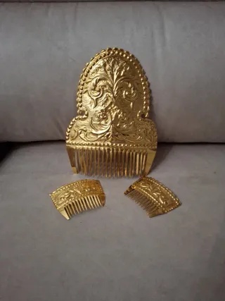 Juego de 3 peinetas doradas antiguas