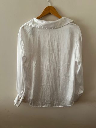 Camisa satinada Zara blanca