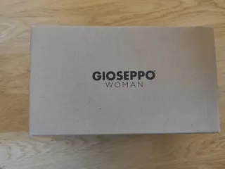 Sandalias planas Gioseppo mujer