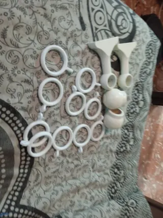 Complementos para cortinas blancos