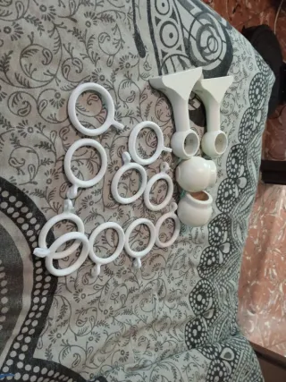 Complementos para cortinas blancos