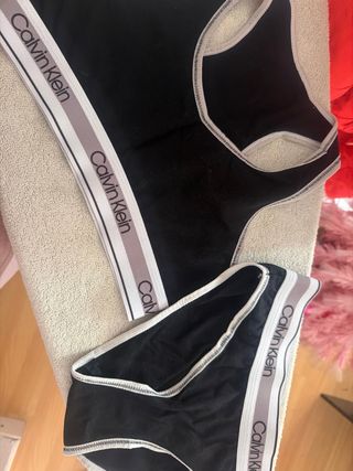 Conjunto Calvin Klein Negro y Gris