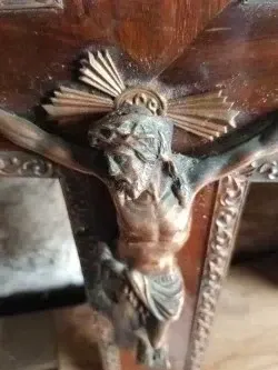 Crucifijo antiguo madera y cobre