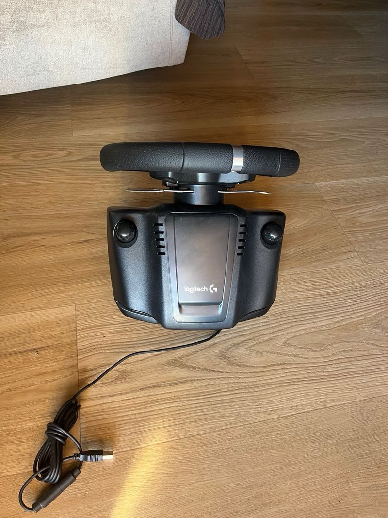 Volante Logitech G920 con Pedales. afbeelding 3