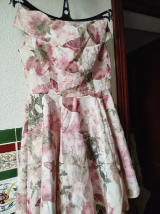 Vestido fiesta floral rosa