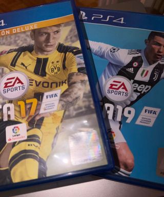 Lote 3 Juegos PS4: FIFA 17, FIFA 19, NBA Live