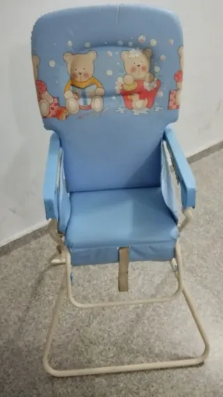 Silla de comer para bebé azul