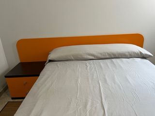 Cabezal y Mesita de Noche Naranja