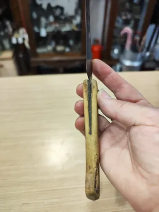 Cuchillo de cocina antiguo metal y madera