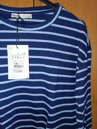 Camiseta Pull&Bear rayas azul Talla S