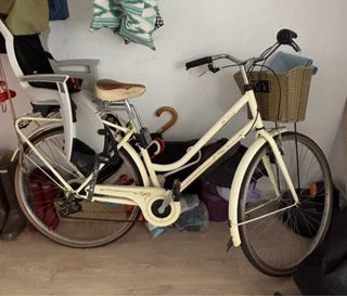 Bicicleta paseo con marchas y silla