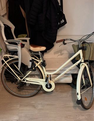 Bicicleta paseo con marchas y silla