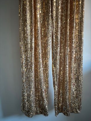 Pantalón Zara pinzas lentejuelas dorado