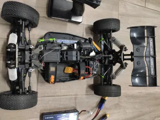 Buggy RC 1/8 Brushless B8ER Profesional 4S