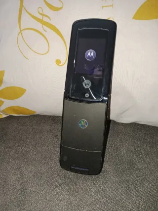 Motorola V8 Negro/Plateado