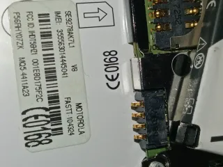 Motorola V8 Negro/Plateado