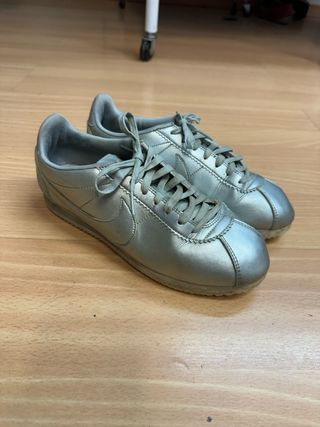 Zapatillas Nike Cortez Plateadas Vintage Años 90