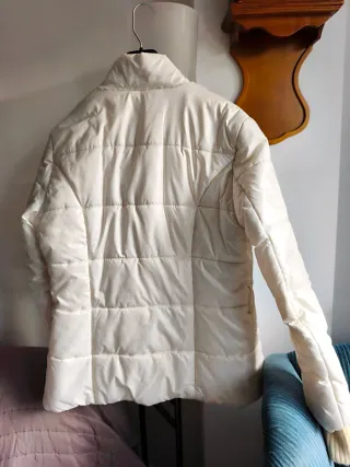 Plumífero acolchado blanco