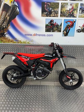 BETA 125 SUPERMOTAR SM 4T 2026