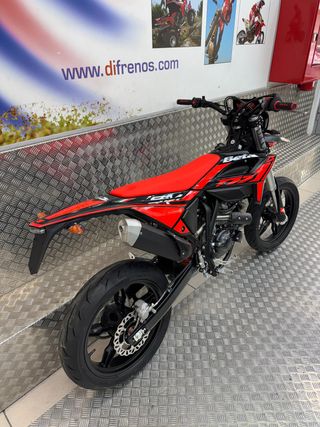 BETA 125 SUPERMOTAR SM 4T 2026