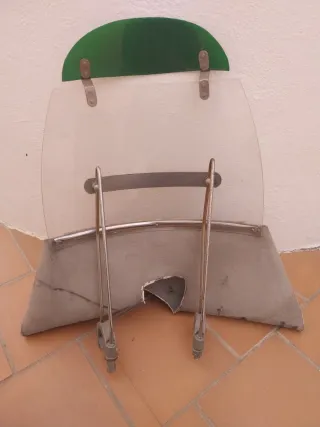 Visera Vespa Scooter Antigua