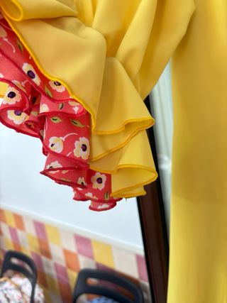 Traje de Flamenca Amarillo con Volantes