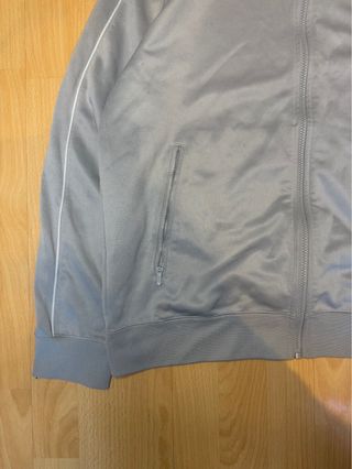 Chaqueta Gris Nike con cremallera Talla L