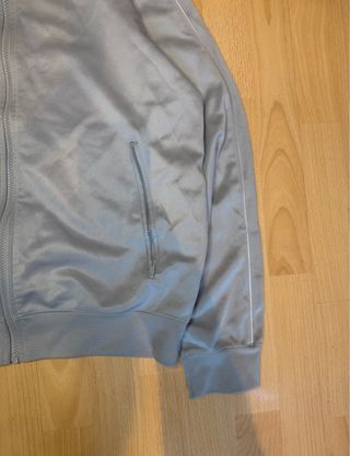 Chaqueta Gris Nike con cremallera Talla L