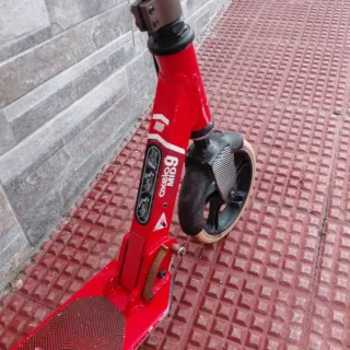 Patinete Oxelo MID 9 Rojo