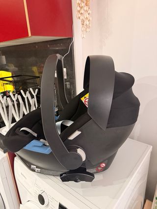 Silla para bebe cybex como nueva.