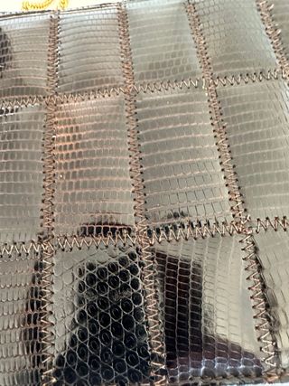 Bolso fiesta piel cocodrilo dorado