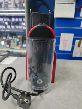 Cafetera Krups Nespresso Roja