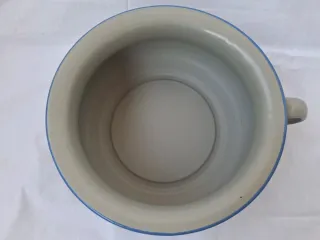 Antigua Jofaina o escupidera Alemana