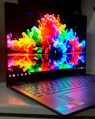 PORTATIL ALTA GAMA OLED TACTIL