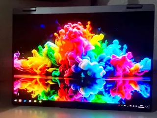 PORTATIL ALTA GAMA OLED TACTIL