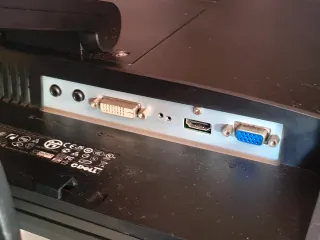 Monitor Dell 24 Full HD HDMI/DVI/VGA
