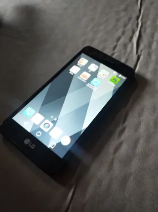 LG K4 (2017) Negro