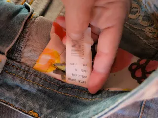 Pantalón Desigual bordado Talla 28