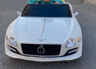 Coche eléctrico infantil con mando