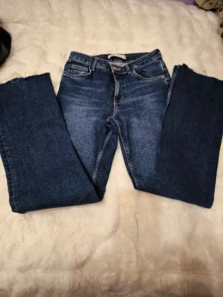 Vaqueros Zara más camiseta