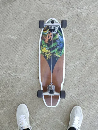 Monopatín Oxelo con diseño floral