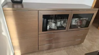 Consola de madera y cristal