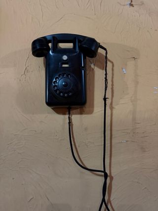 Antiguo fuelle fragua de madera y metal, patines.