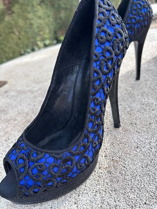 Zapatos de fiesta azules y negros Talla 39